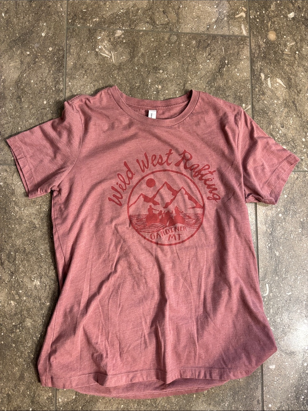 Wild West Rafting Gardiner Montana pink tee, M